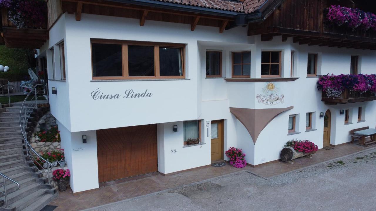 Appartamenti Ciasa Linda San Martino in Badia Exterior photo